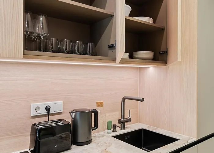 New With Balcony- 1gb - 10 Min Center Ref37 *