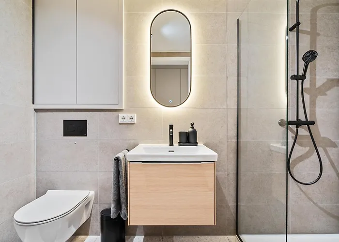 New With Balcony- 1gb - 10 Min Center Ref37 Luxemburg