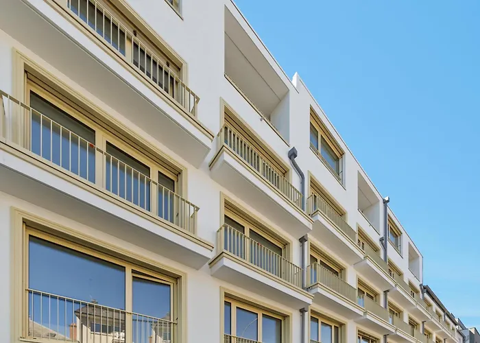 New With Balcony- 1gb - 10 Min Center Ref37 Apartment *