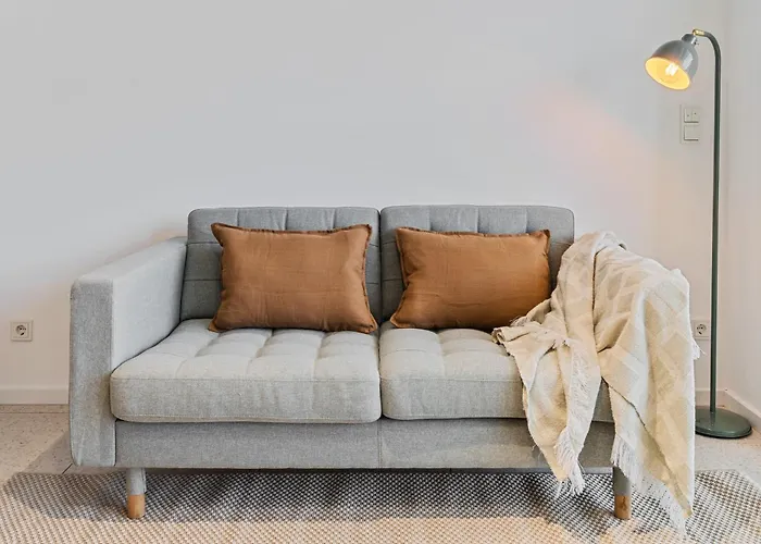 New With Balcony- 1gb - 10 Min Center Ref37 *